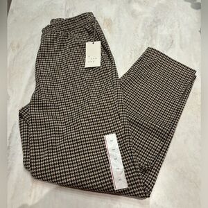 Brand New with Tags Stretchy Pant Style Dress Pants. Size XS.